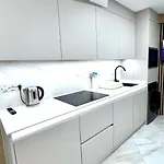 Americas 200a Апартаменти